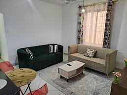 Lux Suites La Vida Startup Apartment