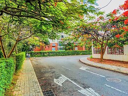 Remarkable 5-bed Apartment in Kilamba - Luanda