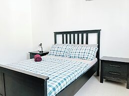 Remarkable 5-bed Apartment in Kilamba - Luanda