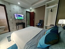 Guest House Sleeps 14 With Terrace