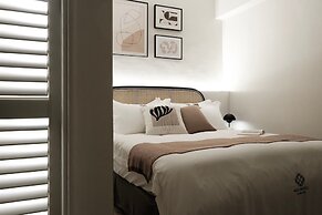WE2 HOTEL