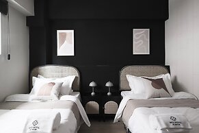 WE2 HOTEL