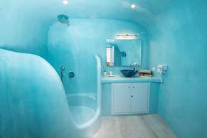 Sun Angelos Oia - Luxury Cave Suites
