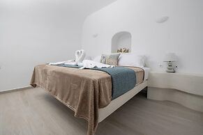 Sun Angelos Oia - Luxury Cave Suites