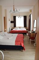 Hotel Rose City