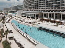 AVA Resort Cancun - All Inclusive
