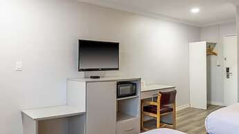 Motel 6 – Cornwall, ON