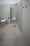Cataneasy Rooms
