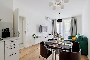 Spirit Apartments by FirstHost