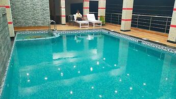 BLUESTONE HOTEL & RESTAURANT