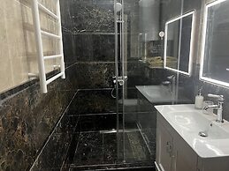 Royale Estates