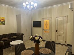 Royale Estates