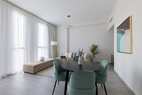 Fresh And Quiet 1BR at Noor 4 Tower