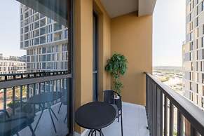 Fresh And Quiet 1BR at Noor 4 Tower
