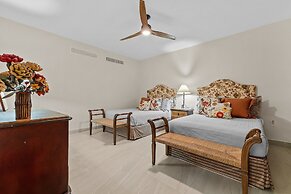 Grand Marina Villas