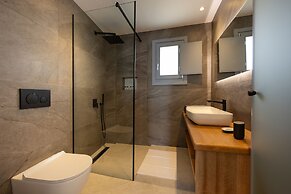 Nastram Suites Oia