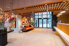 Designer Flat Near City Centre