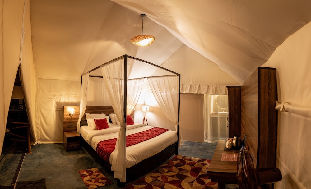 REDBERRY'S LUXURY STAY