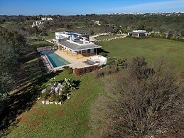 3706 Villa Floras by Perle di Puglia