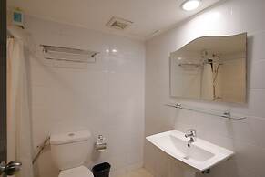 Arzo Hotel Manila