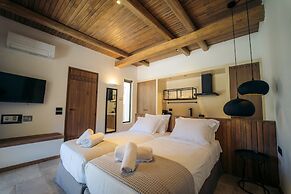Hide Out Villas