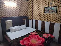 Hotel Asha Palace