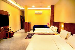 Hotel Cresent Near Assi Ghat
