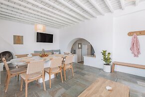 MYKONOS LAGOM