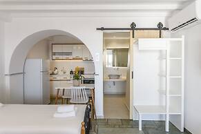 MYKONOS LAGOM