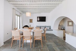 MYKONOS LAGOM
