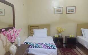 tut amun guest house
