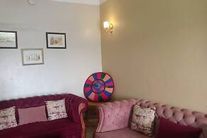 tut amun guest house
