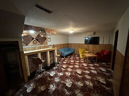 Hojo House Winnipeg