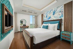 Paracel Beach Hotel