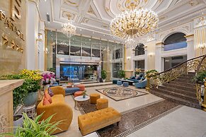 Paracel Beach Hotel