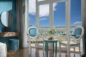 Paracel Beach Hotel