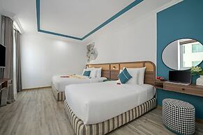 Paracel Beach Hotel