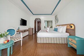 Paracel Beach Hotel