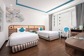 Paracel Beach Hotel