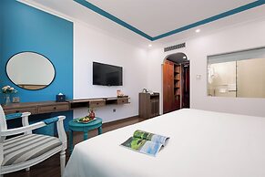 Paracel Beach Hotel