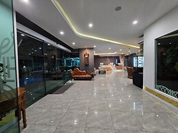 LHC HOTEL AND RESORT