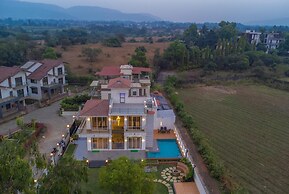 Vivanta Villa