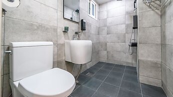 Gyeongju Modern Pool Villa