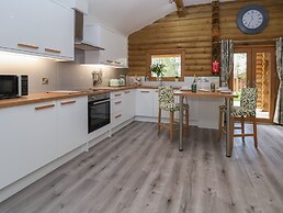 Redwood Lodge