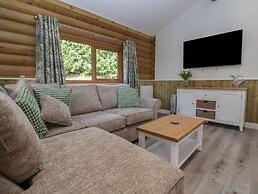 Redwood Lodge