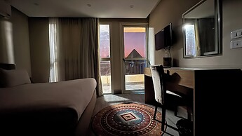 Pyramids Hotel