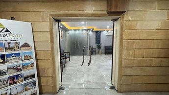 Pyramids Hotel
