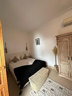 Riad Sarah Sabrina
