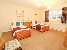 Glyde House