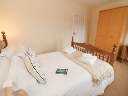 Glyde House